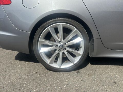 XF 3.0 D V6 S BVA Portfolio PHASE 2 RHD 2012 occasion 33450 Montussan