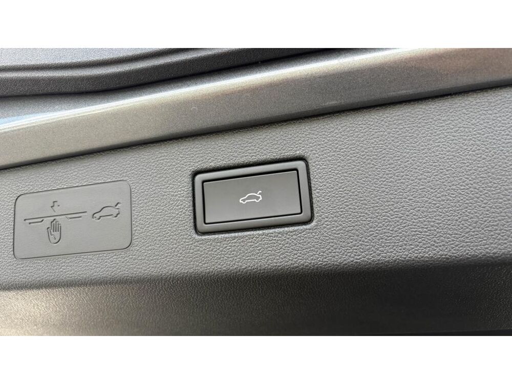 T-ROC 1.5 eTSI 150 DSG R-Line +ATTELAGE+IQ LIGHT+HARMAN KARDON+T.O 2026 occasion 81580 Soual
