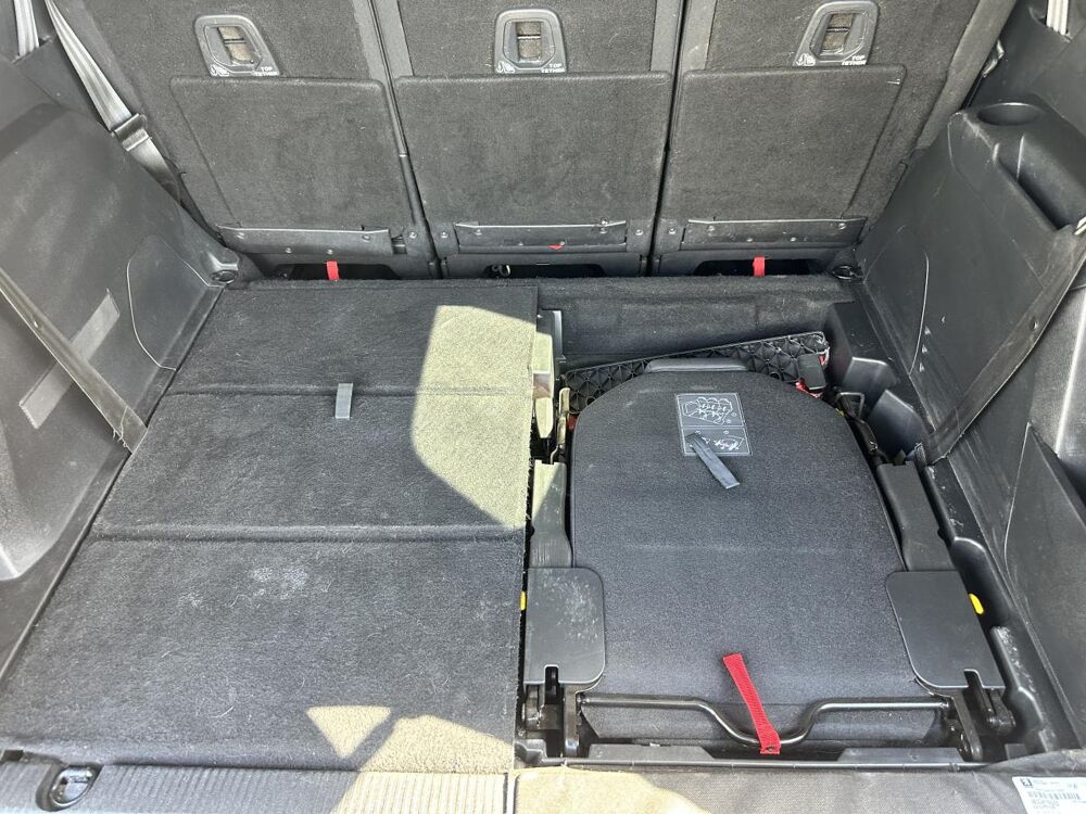 5008 1.2 130 CH ACTIVE KIT DISTRIB A JOUR APPLE CARPLAY GARANTI 2020 occasion 33450 Montussan