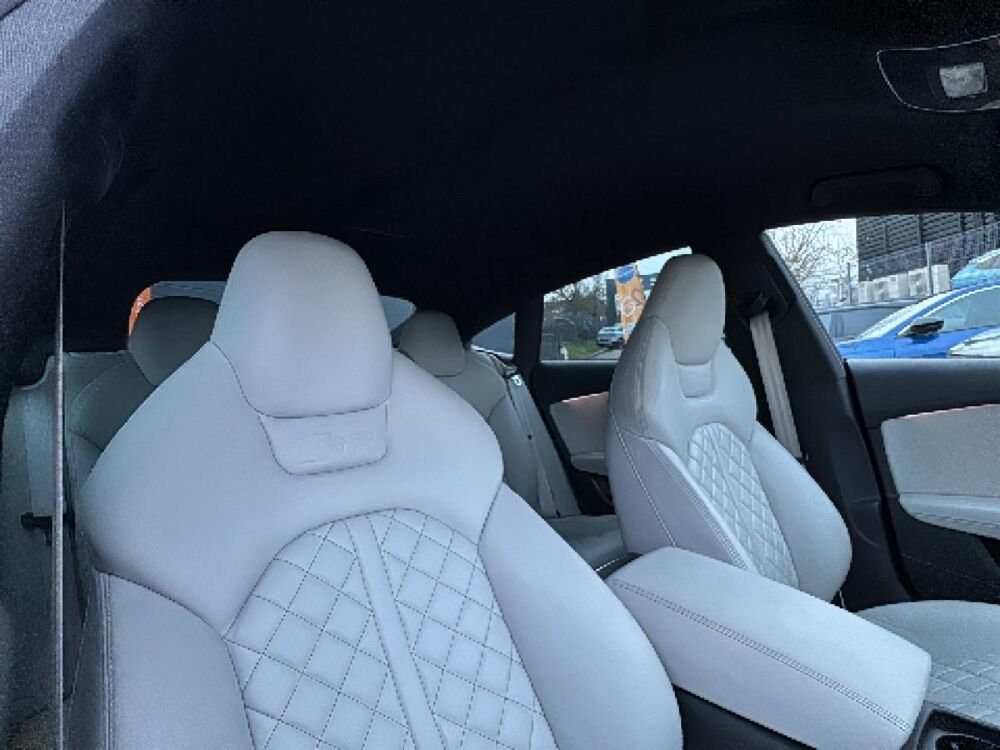 RS7 4.0 v8 tfsi 420 quattro s tronic 7 2013 occasion 85150 Les Achards
