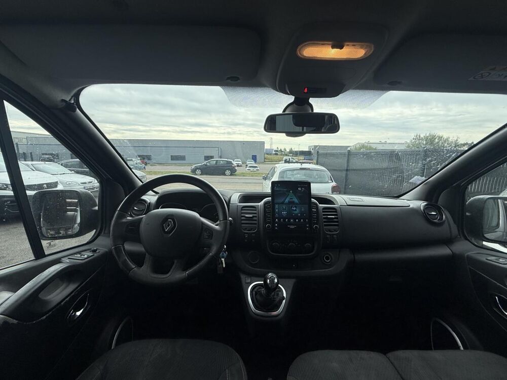 Trafic III L1H1 9 places - 1.6 l DCi - 120ch - Life Phase 1 2015 occasion 76710 Eslettes