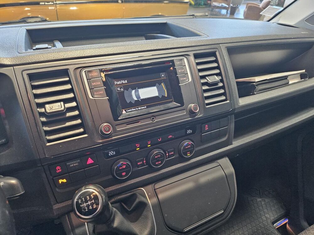 MULTIVAN T6 2.0 TDI 150 4MOTION 6PL 2016 occasion 26000 Valence