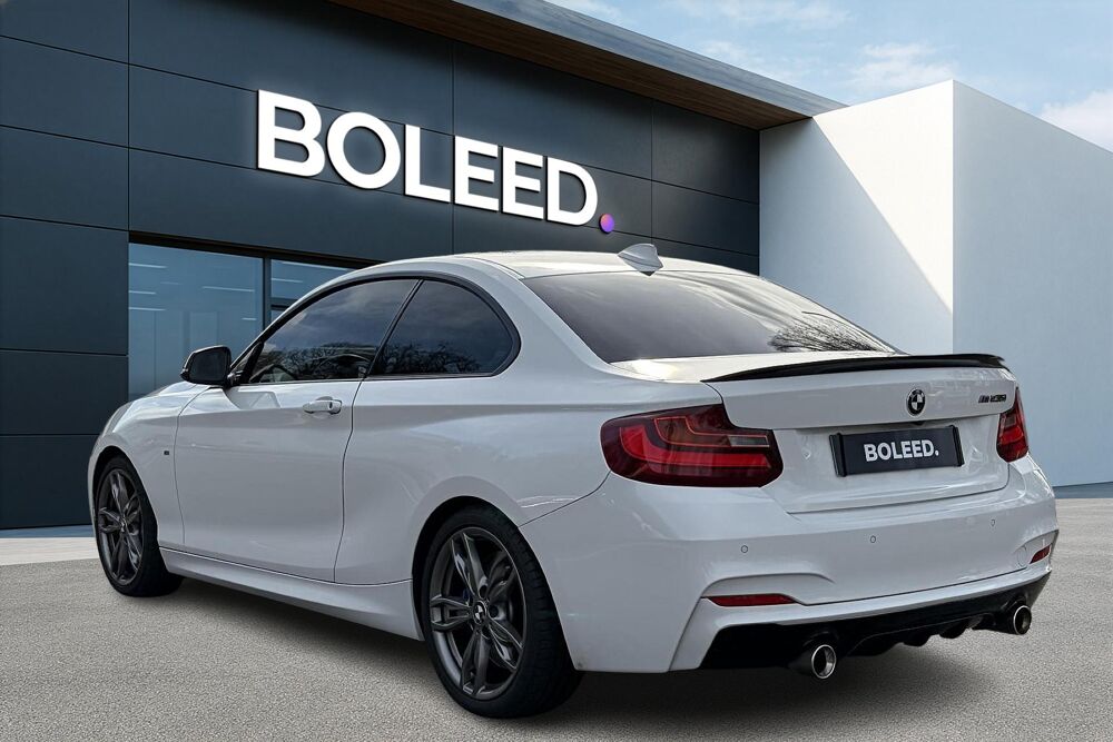 Serie 2 BMW M235i F22 326 ch BVA8 M Sport Propulsion Suivi BMW CarPl 2013 occasion 78760 Jouars-Pontchartrain