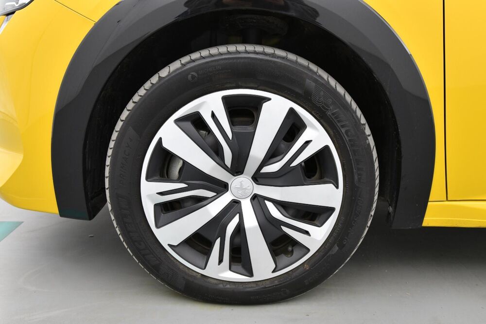 208 50 kWh 136ch Active occasion 17130 Montendre
