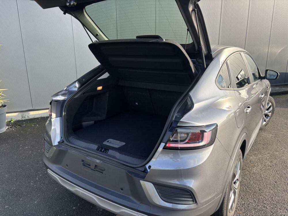 Arkana TCE 140 EDC MHEV Evolution avec Cam&eacute;ra, GPS et R&eacute;gulateur ad 2025 occasion 35300 Foug&egrave;res