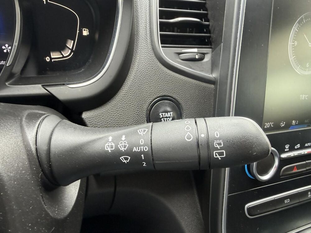 Sc&eacute;nic 1.7 Blue dCi - 120 IV MONOSPACE Intens 2019 occasion 31220 Lavelanet-de-Comminges