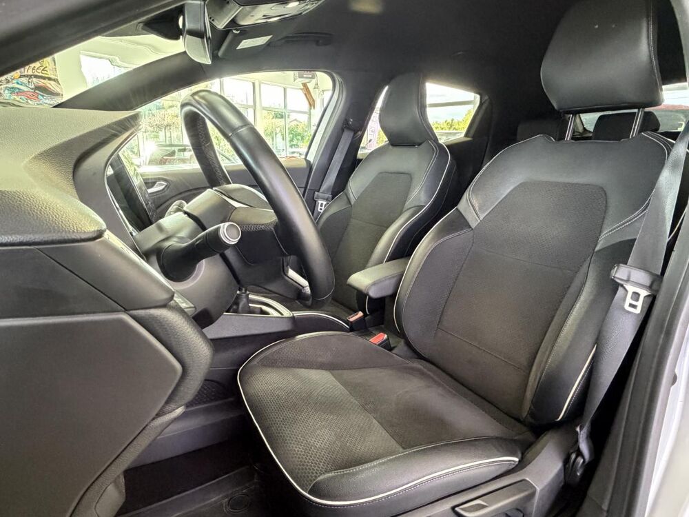 Clio 1.5 BLUEDCI 115CH INTENS GARANTIE 12 MOIS 2019 occasion 16000 Angoul&ecirc;me