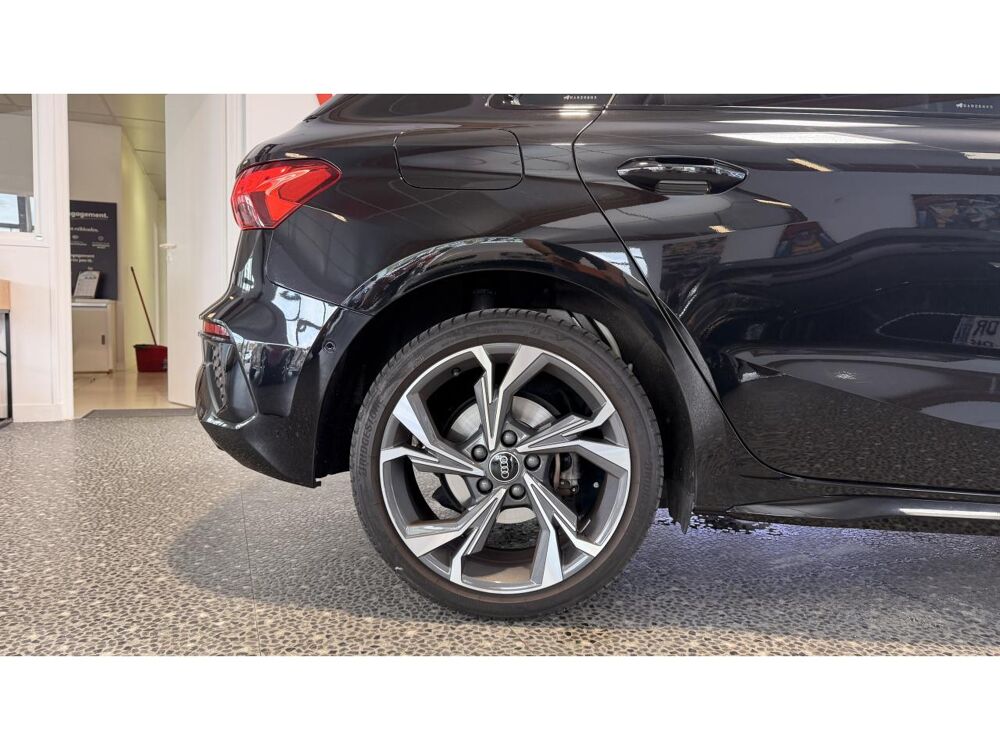 A3 1.5 35 TFSI - 150 CH S-Tronic 7 S-line -GARANTIE 12 MOIS 2023 occasion 16000 Angoul&ecirc;me