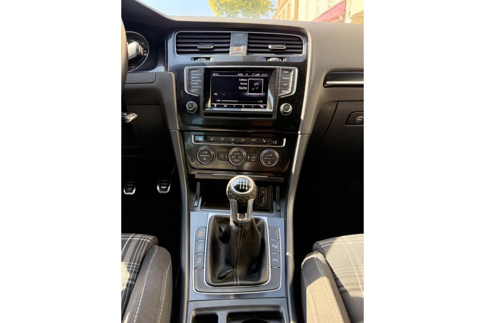 Golf 2.0 TDI GTD - 184 - SIEGES AVANT CHAUFFANTS - COURROIE NEUVE 2015 occasion 78760 Jouars-Pontchartrain