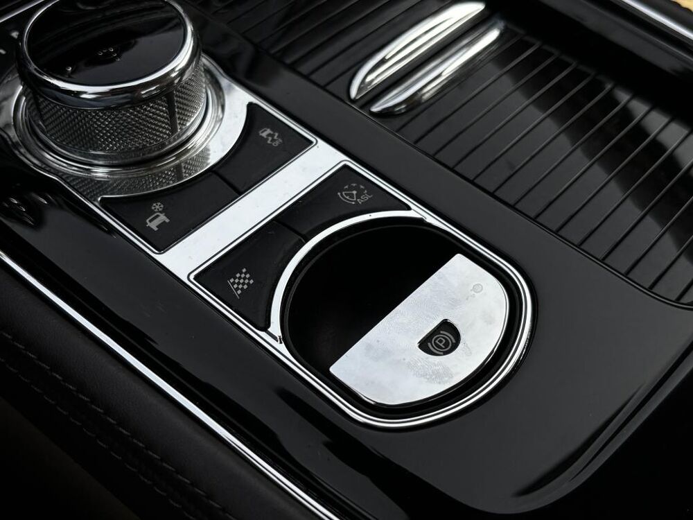 XJ Courte - 3.0 D V6 - 275ch - BVA 8 - Luxe Premium Phase 1 - G 2013 occasion 76710 Eslettes
