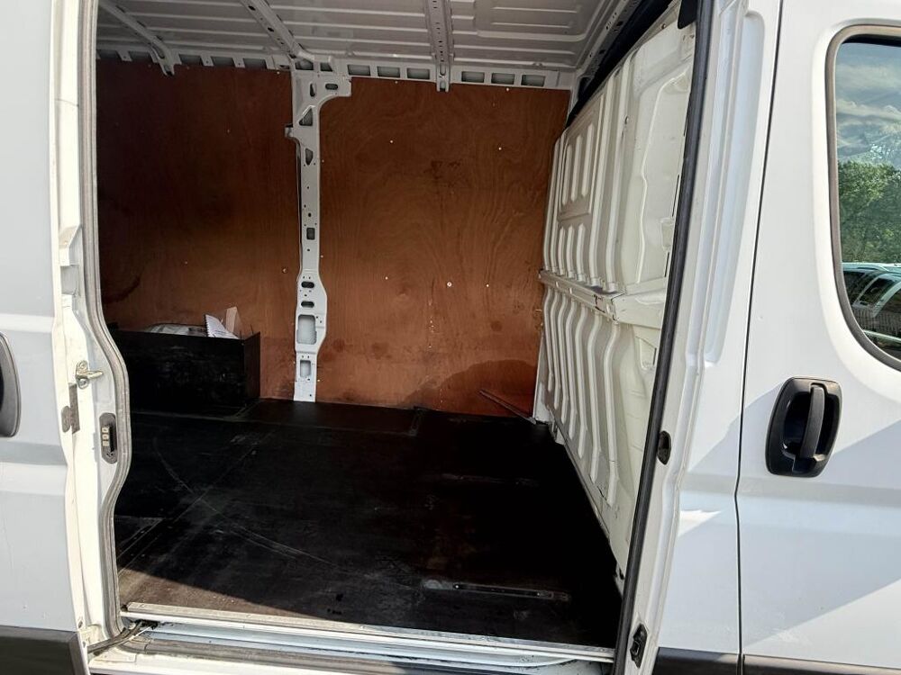 Ducato T&ocirc;l&eacute; Pro Lounge 3.3 M H2 2.3 Multijet - 160ch - BVA FOURGON 2021 occasion 19100 Brive-la-Gaillarde