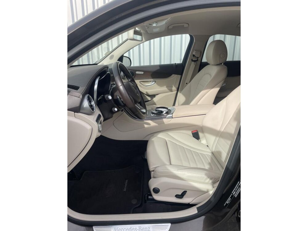 Classe GLC Coup&eacute; 220 d / BVA 9G-Tronic / Finition Fascination / 4-Mati 2017 occasion 50640 Le Teilleul