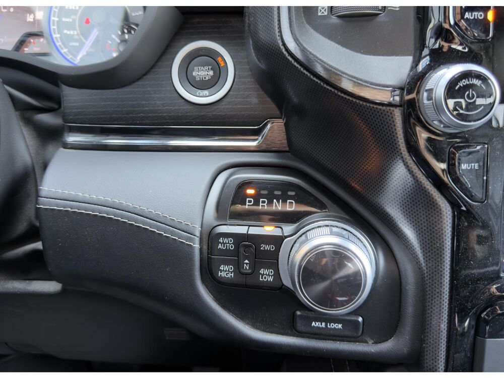 RAM 1500 CREWCAB LIMITED NIGHT EDITION - VENTE A MARCHAND 2022 occasion 91830 Le Coudray-Montceaux