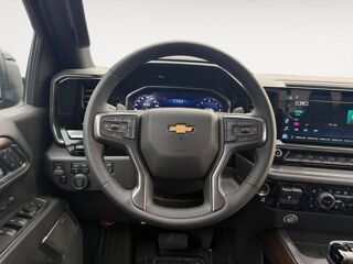 Divers V8 High Country 4WD Crew Cab 420 6,2L EcoTec 2026 occasion 78780 MAURECOURT
