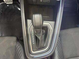 Clio 1.6 E-Tech Hybride - 145 - BVA multi-modes 2024 V BERLINE E 2025 occasion 33370 Artigues-pr&egrave;s-Bordeaux