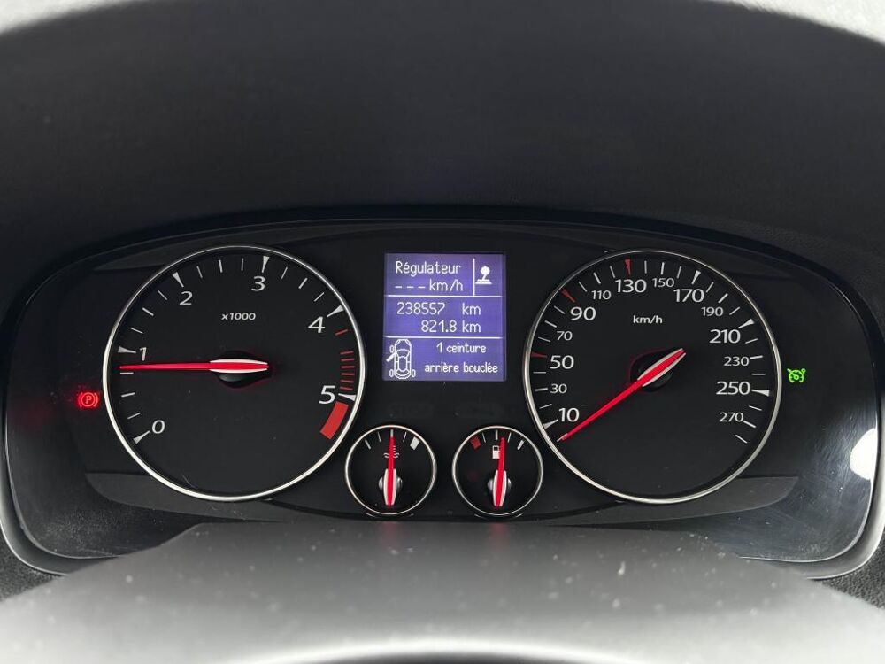 Laguna III - 2.0l dCi - 130ch - BVM 6 - Bose Edition Phase 2 2011 occasion 76710 Eslettes
