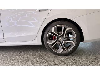Octavia COMBI 2.0 TDI 200 RS 4X2 DSG BVA - GARANTIE 12 MOIS 2022 occasion 16000 Angoul&ecirc;me