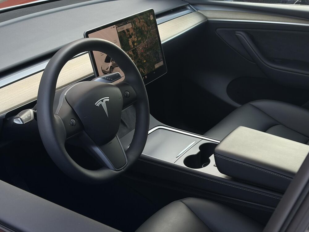 Model Y Grand Autonomie Dual Motor 4x4 1er Main AWD Attelage Autopil 2023 occasion 67440 Marmoutier
