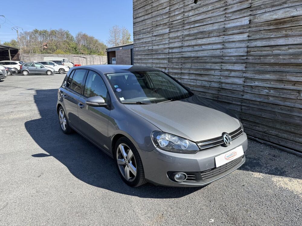 Golf 1.4 16V TSI - 122 Boite auto VI BERLINE Confortline 2011 occasion 19100 Brive-la-Gaillarde