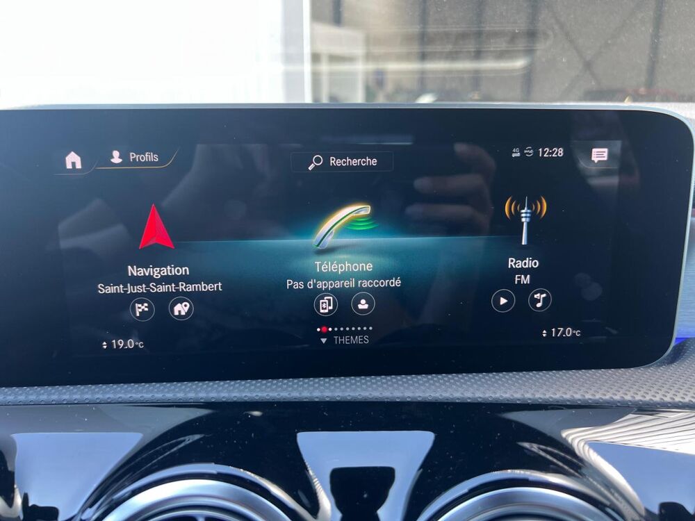 Classe A 2.0 35 306 AMG 4MATIC 7G-DCT SPEEDSHIFT BVA PANO/CAMERA/TRA 2019 occasion 42170 Saint-Just-Saint-Rambert