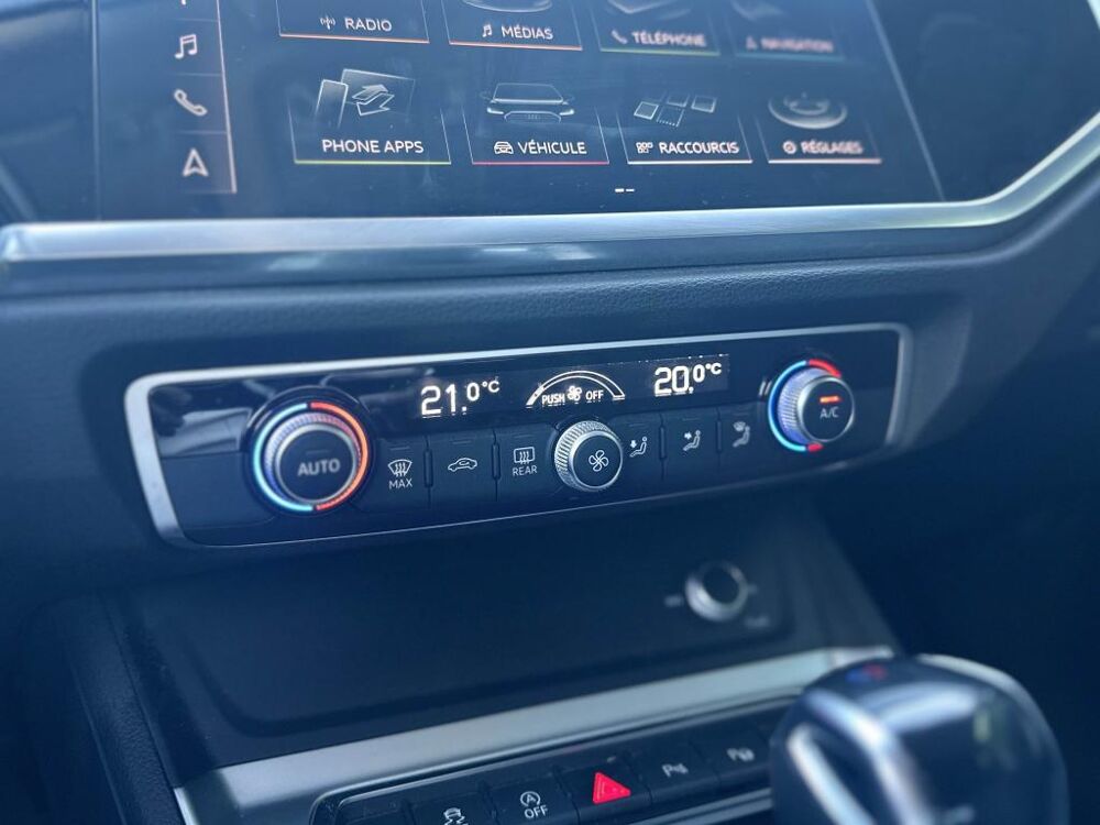 Q3 1.5 35 TFSI 150 DESIGN - CARPLAY - HAYON ELEC - SUIVI COMPLE 2020 occasion 13760 Saint-Cannat