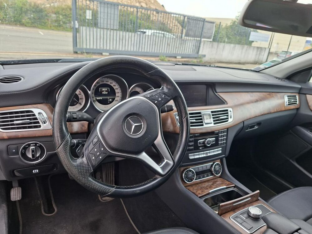 Classe CLS SHOOTING BRAKE 2.2 250 CDI 205 BLUEEFFICIENCY 7G-TRONIC BVA 2013 occasion 56850 Caudan