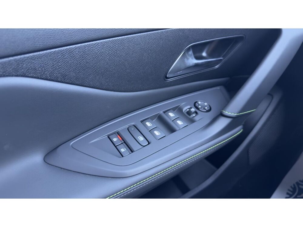 308 NOUVELLE Hybrid 145 DCS6 GT PRIX HT POUR EXPORT DZ PLUSIEUR 2026 occasion 81580 Soual