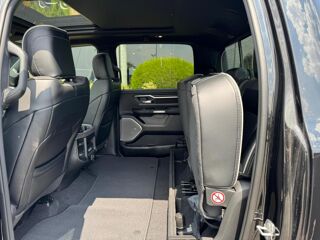 RAM 1500 CREW LAIE SPORT NIGHT EDITION AIR 2025 occasion 91830 Le Coudray-Montceaux