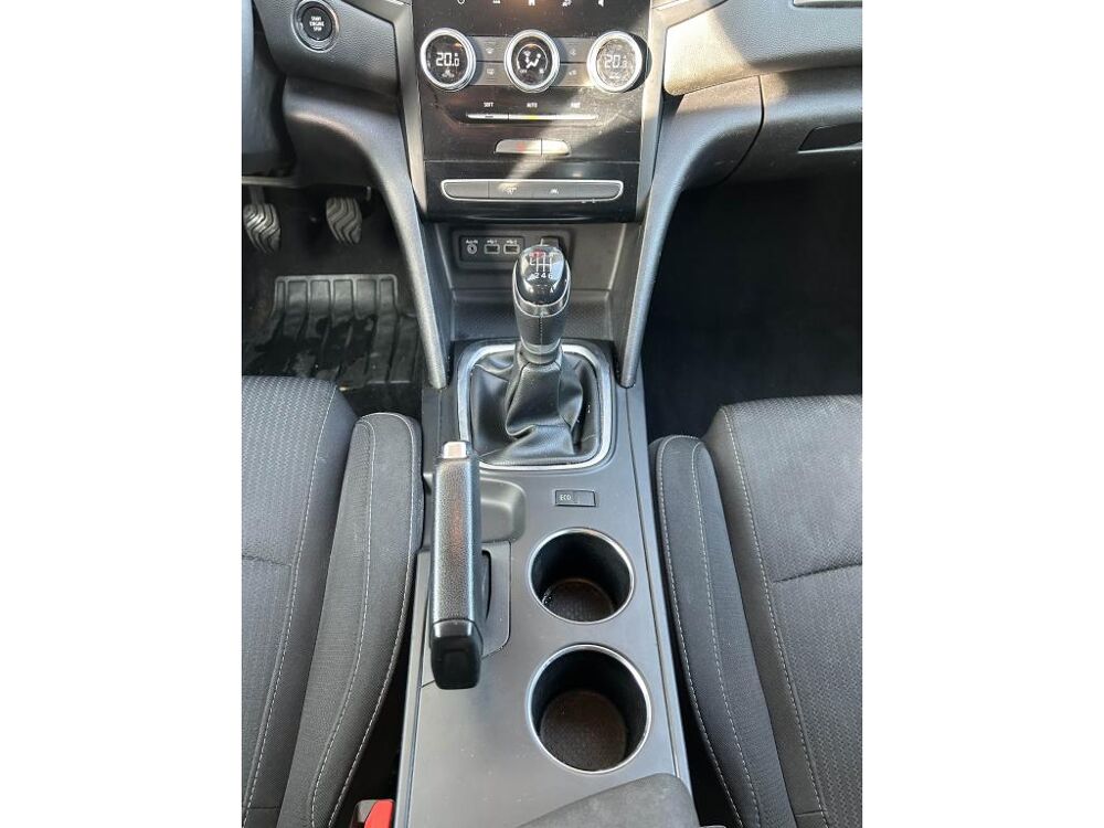 M&eacute;gane IV BUSINESS TCE 115ch 2022 occasion 44700 Orvault