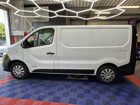NV300 Visia 2.8t L1H1 1.6 dCi - 95 FOURGON Fourgon L1H1 PHASE 1 2016 occasion 33370 Artigues-pr&egrave;s-Bordeaux