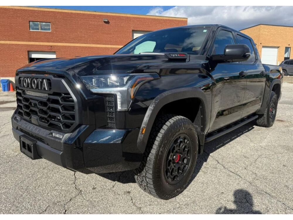 Divers Crewmax Limited TRD PRO Hybrid 2026 occasion 91830 Le Coudray-Montceaux
