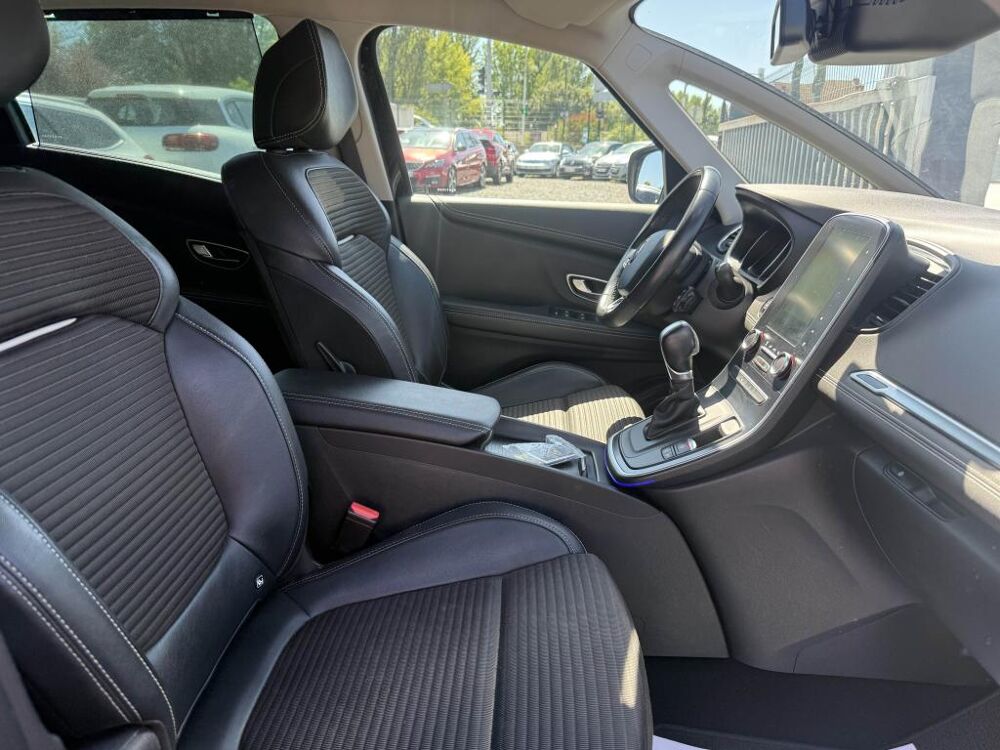 Sc&eacute;nic 1.3 TCe - 140 Bva FAP Intens Gps + clim + Camera AR 2019 occasion 19100 Brive-la-Gaillarde