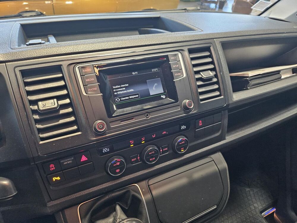 MULTIVAN T6 2.0 TDI 150 4MOTION 6PL 2016 occasion 26000 Valence