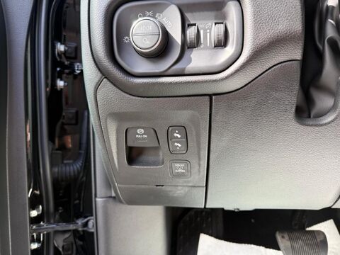 RAM 1500 CREW LAIE SPORT NIGHT EDITION AIR BOX HAYON MULTI 2025 occasion 91830 Le Coudray-Montceaux