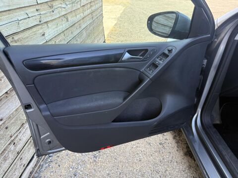Golf 1.4 16V TSI - 122 Boite auto VI BERLINE Confortline 2011 occasion 19100 Brive-la-Gaillarde