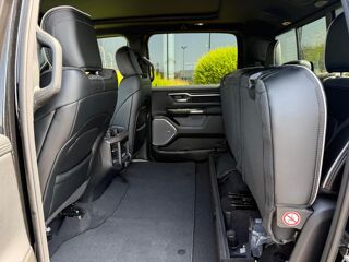 RAM 1500 CREW LAIE SPORT NIGHT EDITION AIR 2025 occasion 91830 Le Coudray-Montceaux