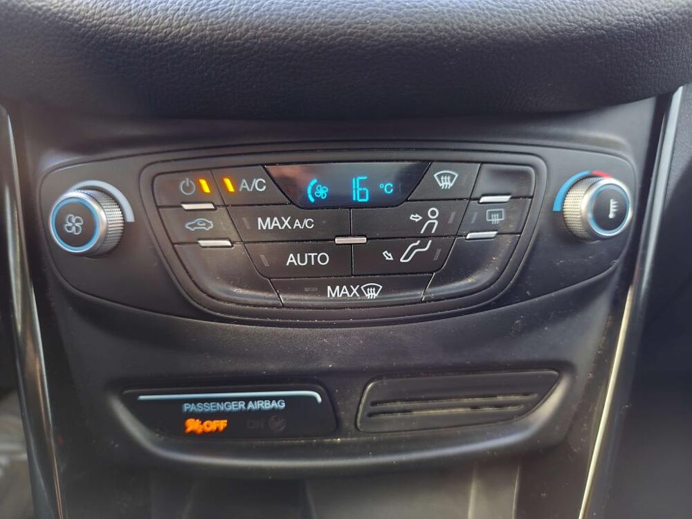 B-max 1.6 Ti-VCT - 105 - BV PowerShift Titanium 2015 occasion 77185 Lognes