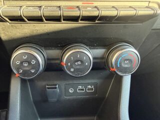 Clio 1.0 Tce - 90 V BERLINE Evolution PHASE 1 2024 occasion 71880 Ch&acirc;tenoy-le-Royal