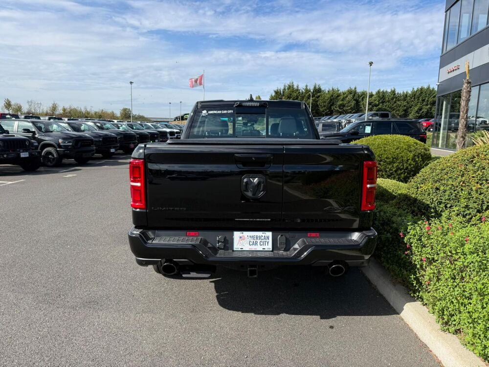 RAM 1500 CREW LIMITED NIGHT EDITION BOX HAYON MULTI V8 5,7L 2026 occasion 91830 Le Coudray-Montceaux