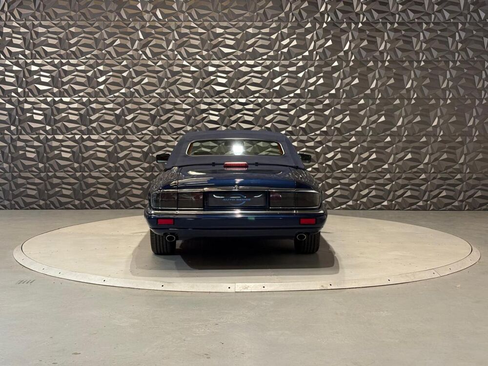XJS Cabriolet 4.0i - BVA CABRIOLET . PHASE 2 1995 occasion 78680 &Eacute;p&ocirc;ne