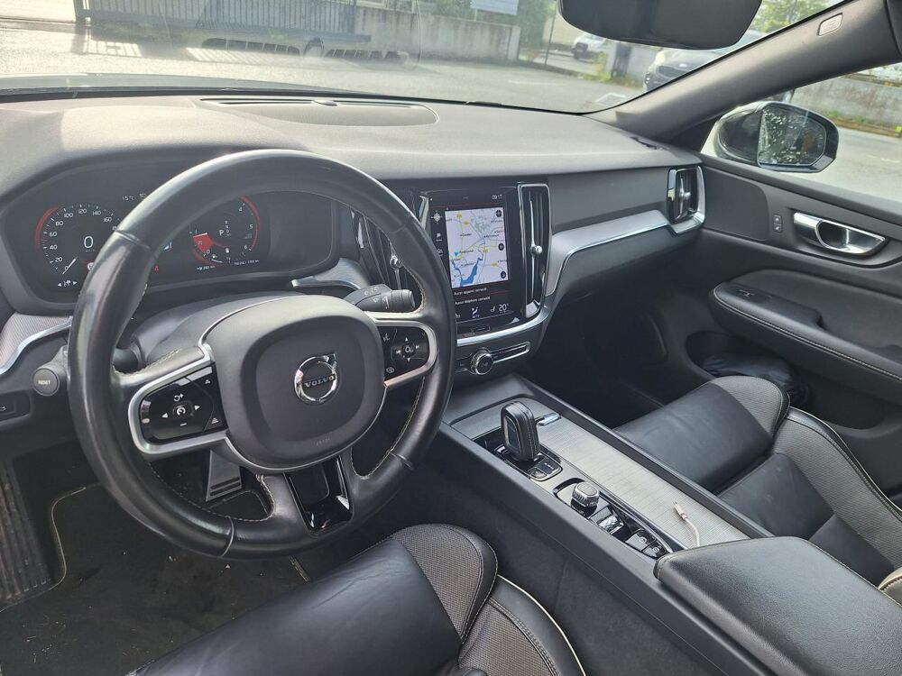 V60 2.0 B4 D 211H 197 MHEV HYBRID R-DESIGN GEARTRONIC BVA 2021 occasion 56850 Caudan