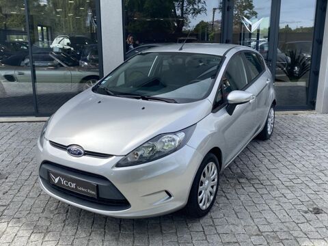 Annonce voiture Ford Fiesta 7990 