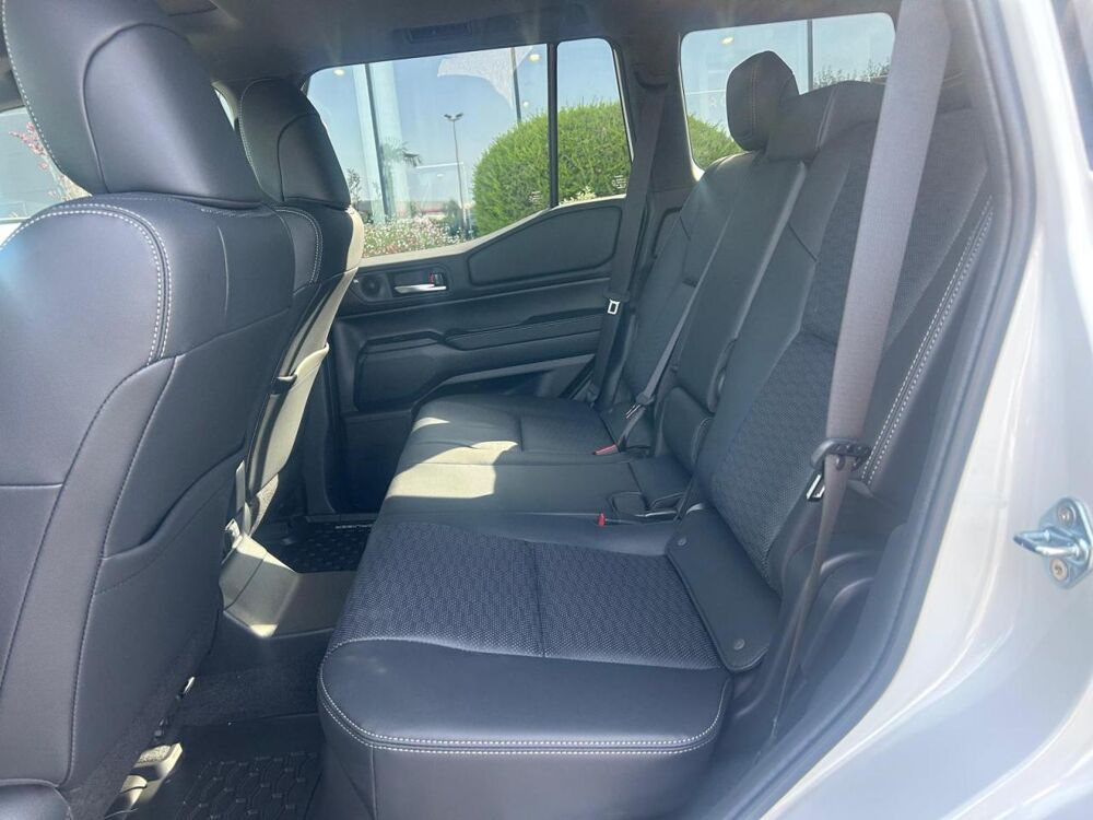 Land Cruiser 4WD WAGON HYBRID 2026 occasion 91830 Le Coudray-Montceaux