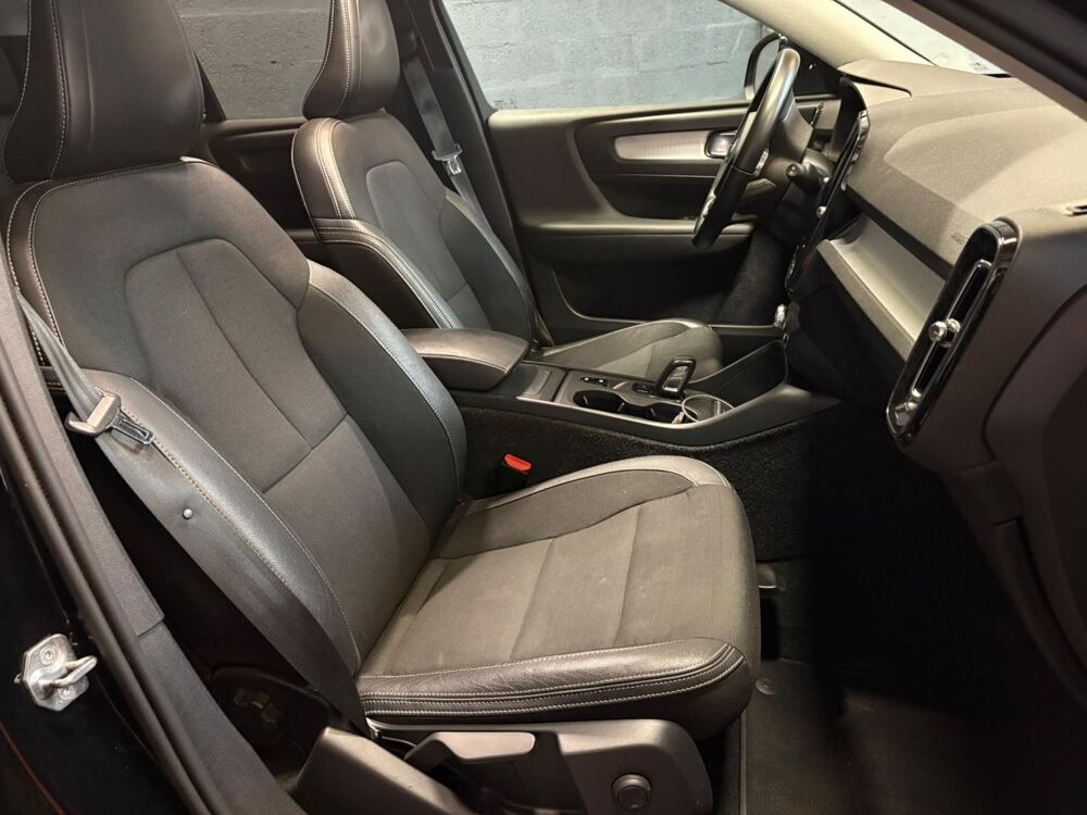 XC40 D3 150ch BVA Geartronic Momentum - GARANTIE 6 MOIS MINIMUM 2018 occasion 33700 M&eacute;rignac