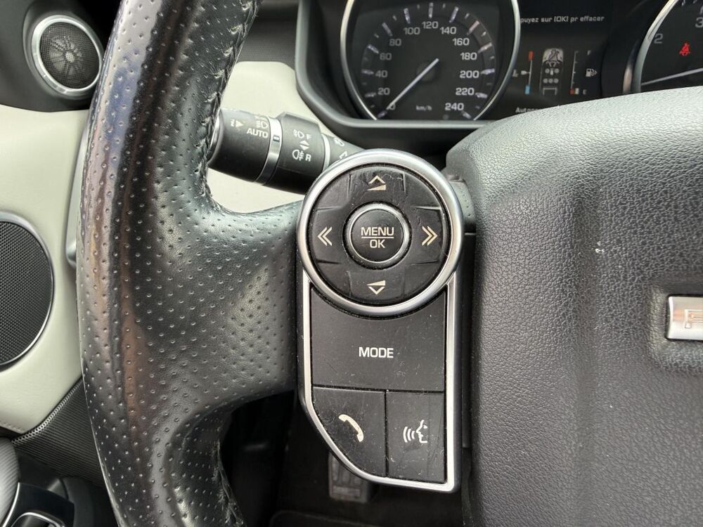 Range Rover 3.0 V6 HSE DYNAMIC - ATTELAGE - VIDANGE BVA - DISTRIBUTION 2015 occasion 49070 Beaucouz&eacute;