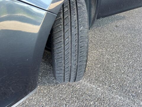 Clio 1.4i 16V III BERLINE Confort Dynamique PHASE 1 2006 occasion 06250 Mougins