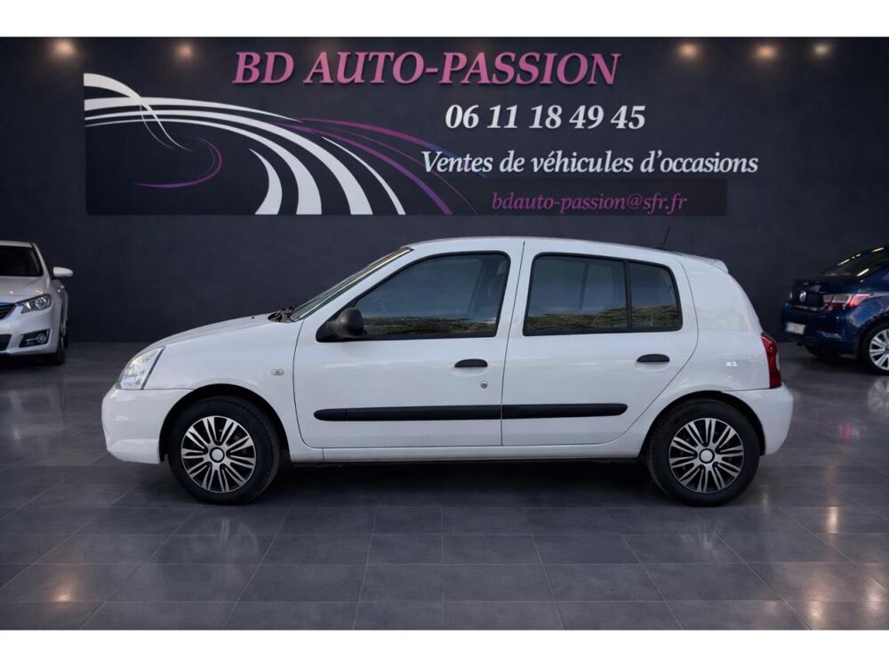 Clio 1.2i 75CH GPL II Campus Evolution / Distribution et entreti 2010 occasion 30260 Orthoux-S&eacute;rignac-Quilhan