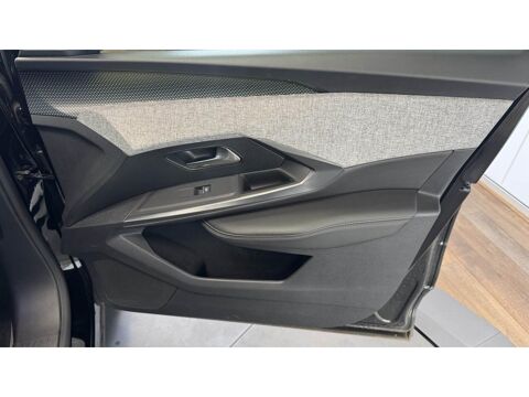 3008 Hybrid 136 GT - Cam&eacute;ra 360 - Si&egrave;ges Chauffants - Entretien P 2024 occasion 60740 Saint-Maximin