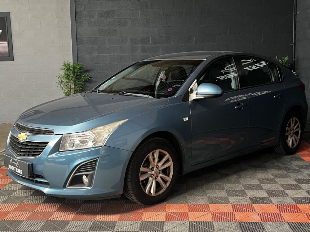Cruze 1.6 16V 124CH FINITION LT - GARANTIE 6 MOIS 2012 occasion 33700 M&eacute;rignac
