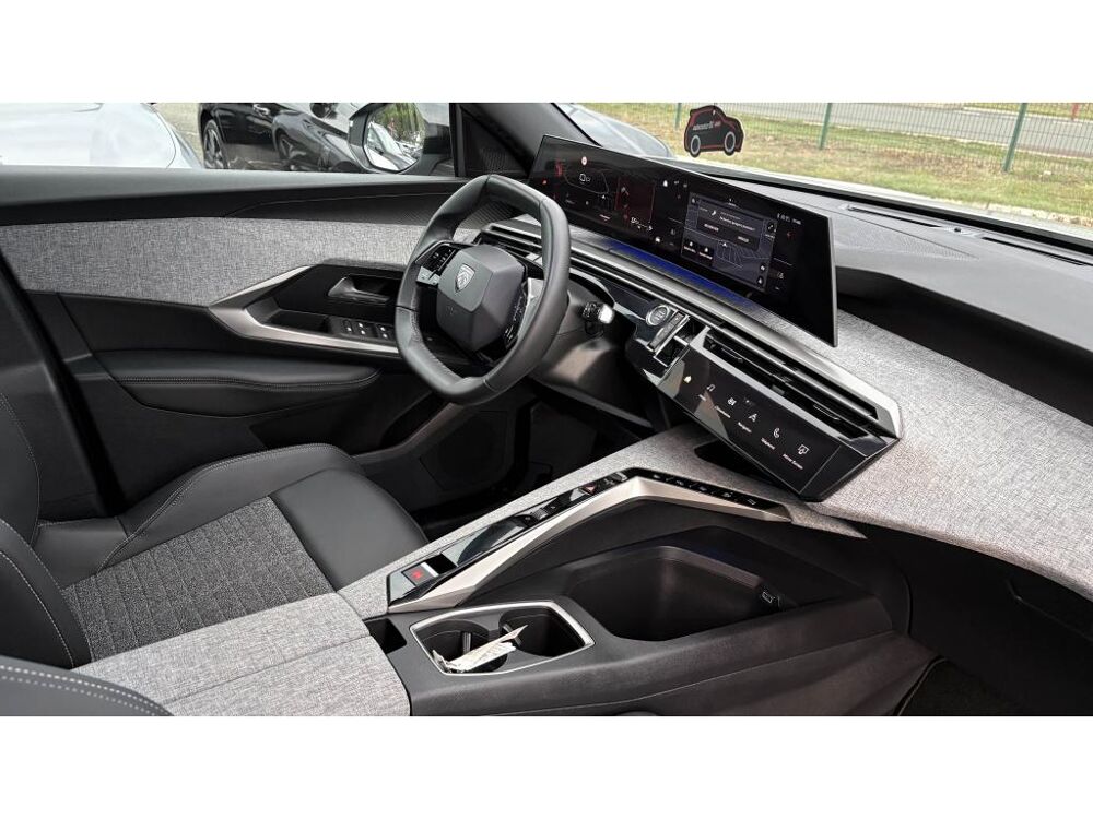 3008 1.2i Hybrid 145 e-DCS6 Allure +PK PANORAMIC NAVIGATION 2025 occasion 81580 Soual
